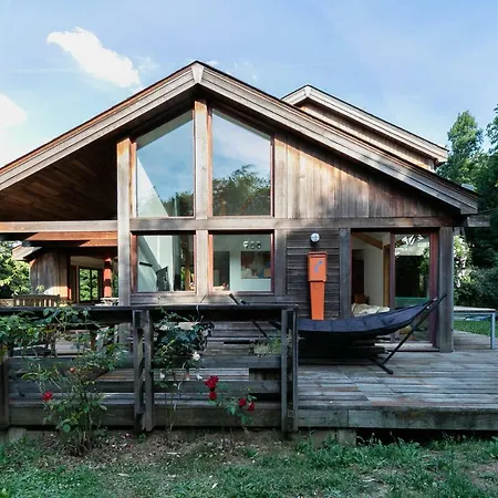 Konukevi Maison